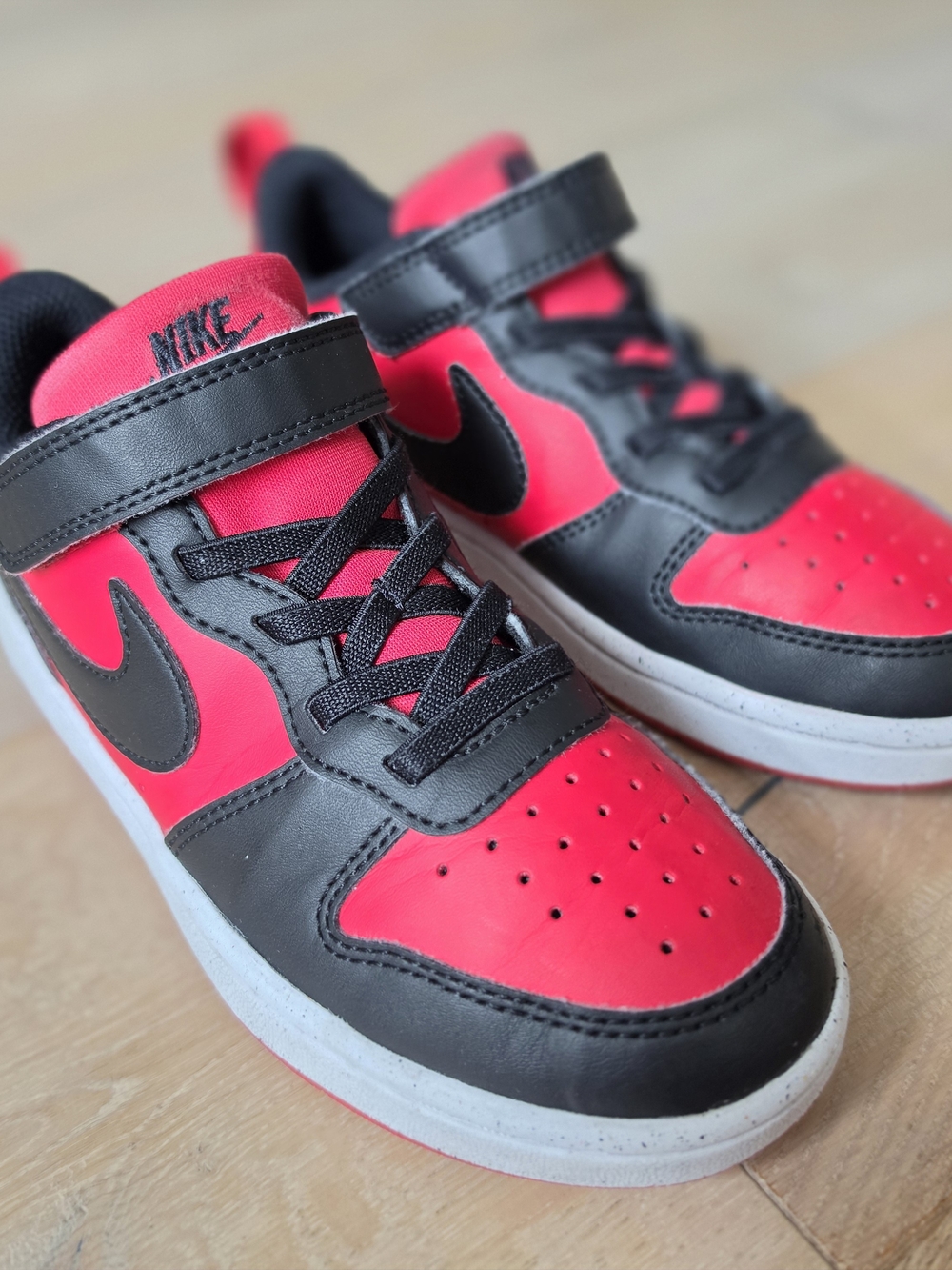 Nike Court Borough Low 2 Kids Bred Black/University Red/White Size 1Y